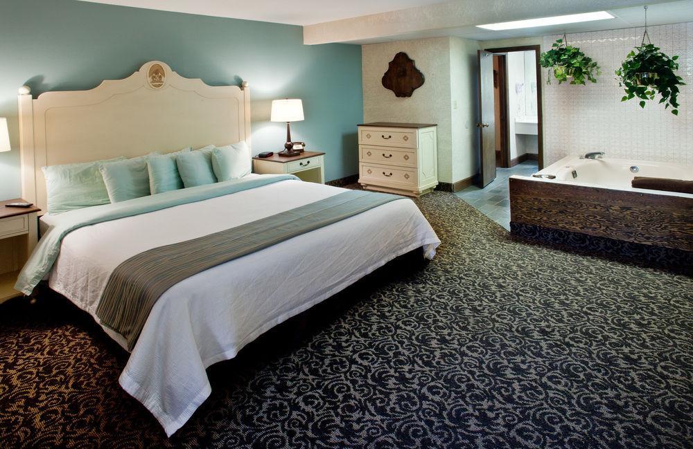 Helendorf River Inn, Suites & Conference Center Exterior photo